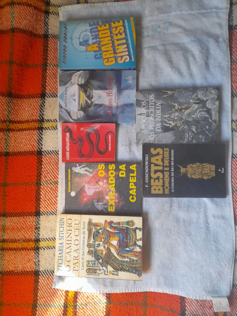 Coleção de Livros Diversos - Mistério, Religião e Ficção