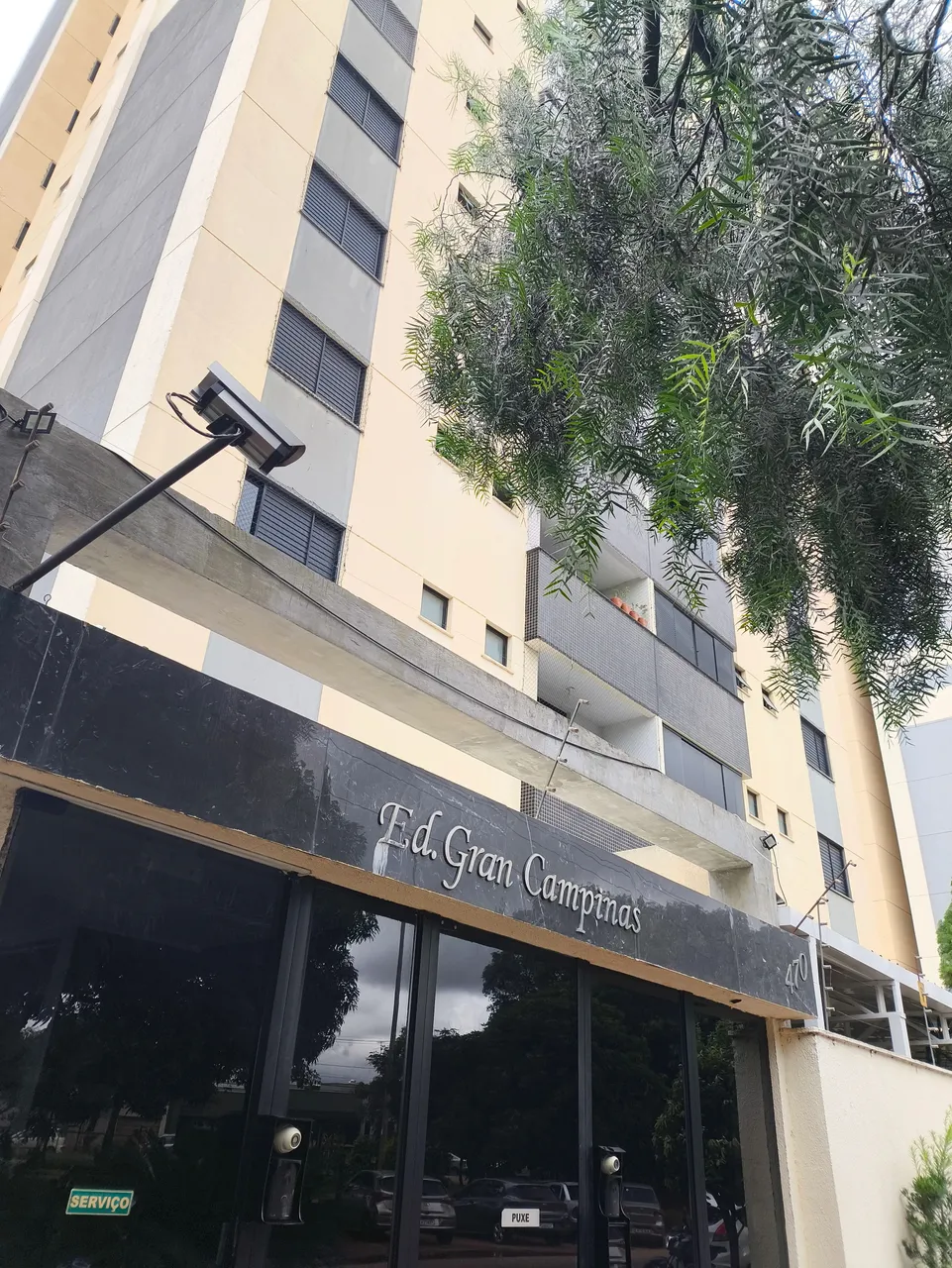 Lindo apartamento no setor dos Funcionários com 3 quartos
