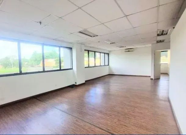 Conjunto Comercial para aluguel e venda tem 245 metros quadrados em Santo Amaro - São Paul - Foto 2