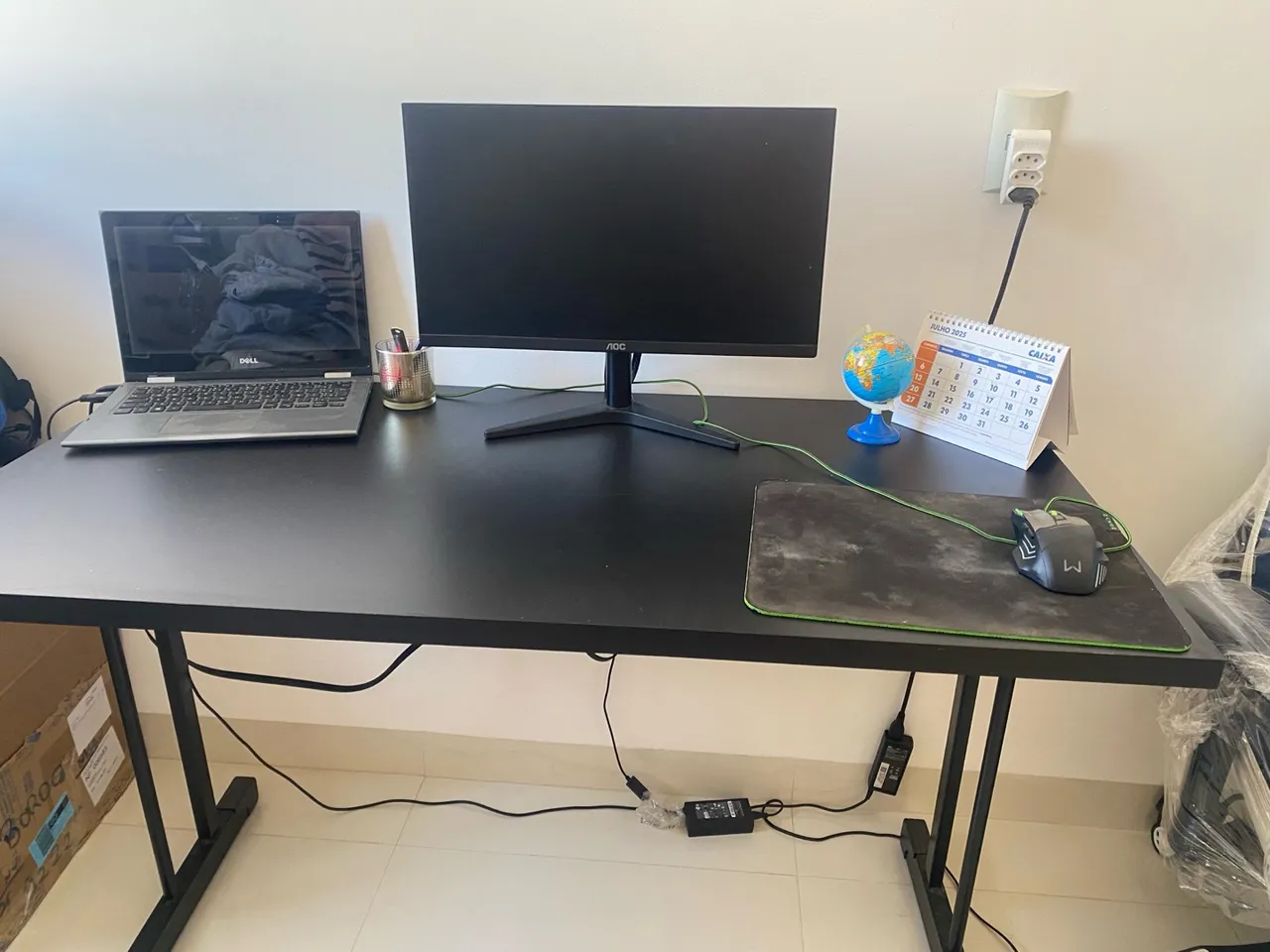 Mesa de escritório em MDF