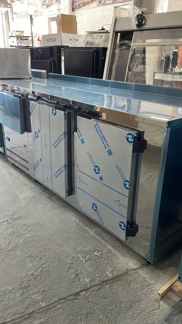 Balcão refrigerado auto serviço 1,93m (Ester)