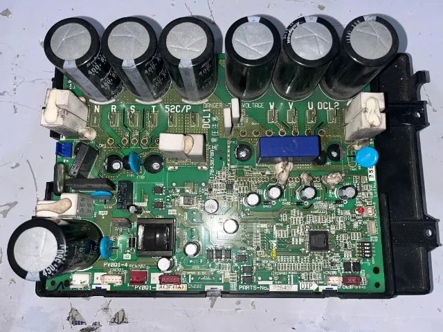 PLACA HITACHI - PCB (17B43878A)