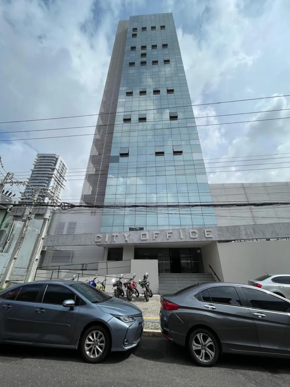 Vendo sala comercial no City Office
