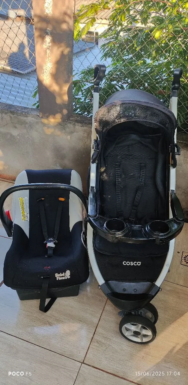 Carrinho e bebe Conforto com base