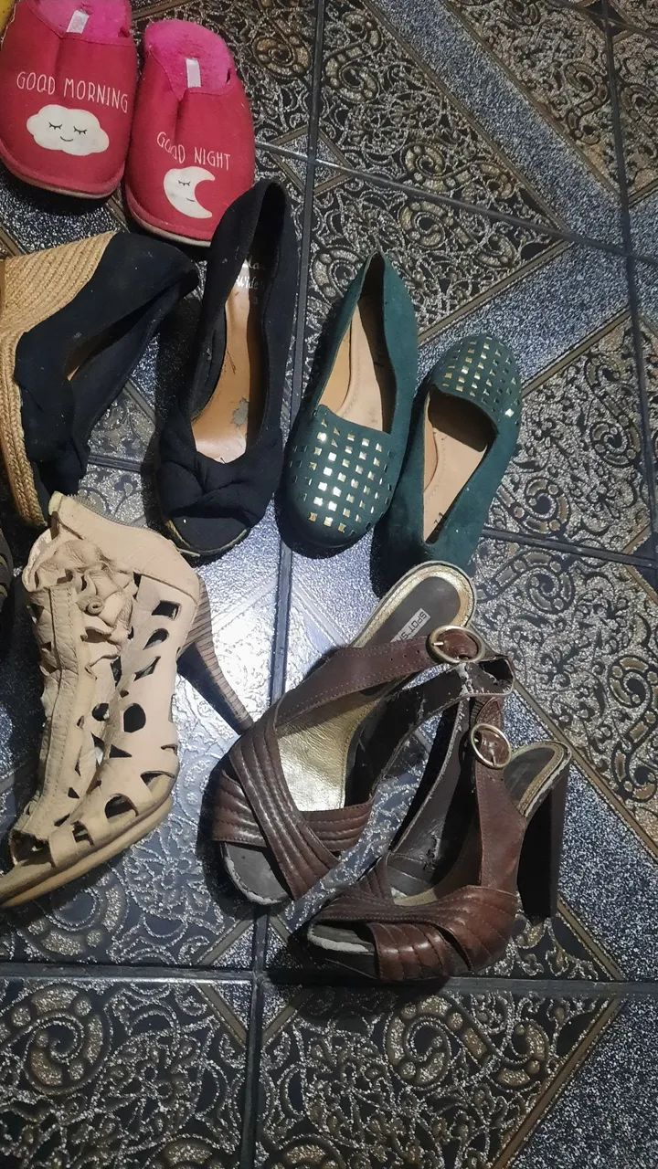 Sapatos variados - Diversas cores e estilos - Foto 5