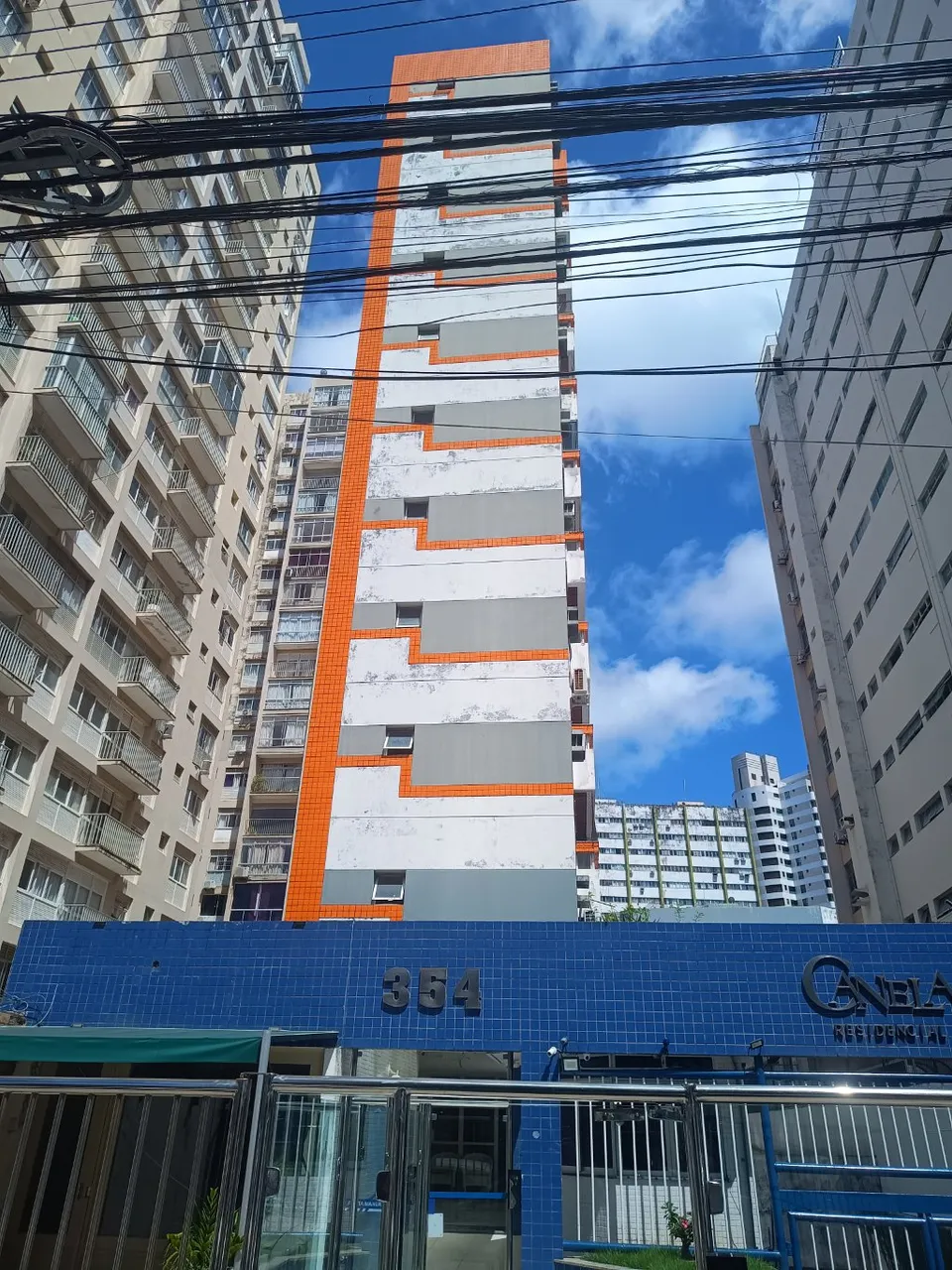 Apartamento para aluguel possui 40 metros quadrados com 1 quarto em Canela - Salvador - Ba