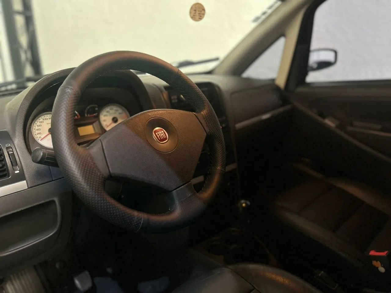 Fiat Idea 2009 1.4 mpi fire elx 8v flex 4p manual - Foto 4
