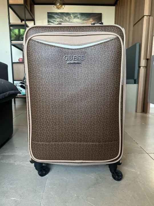 Mala de Viagem Guess 23KG