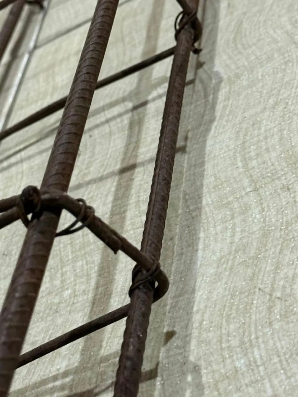 Ferragem de obra amarrada 64363476061185124