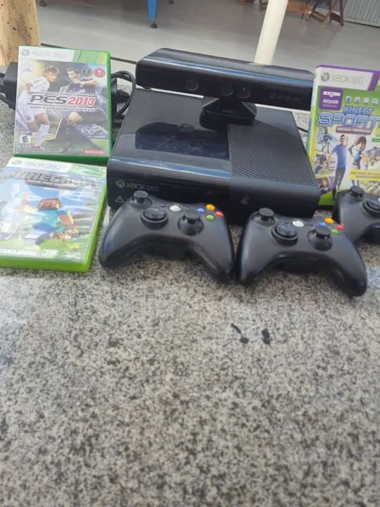 Xbox 360 com Kinect e jogos