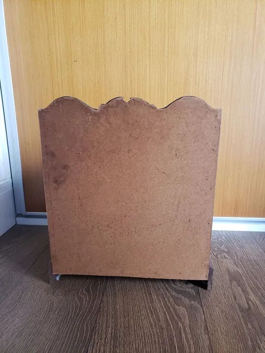 Porta-revistas antigo de madeira - Foto 2