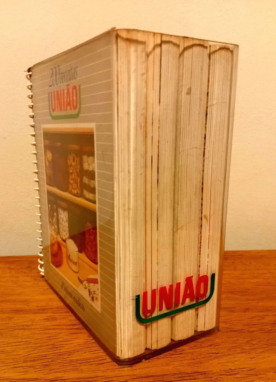Livros de Receitas União com box em acrílico