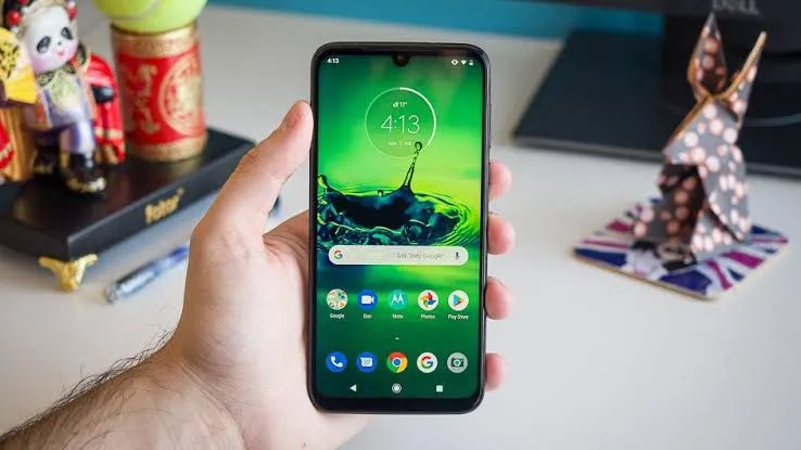 Moto g8 play 32 GB 2 RAM (ótimo estado)