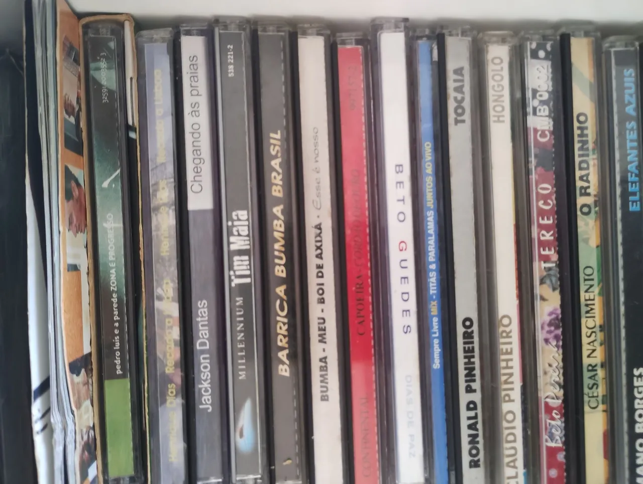 Coleção de CDs de diversos artistas - Vários Gêneros