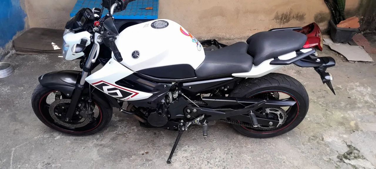 Xj6 N