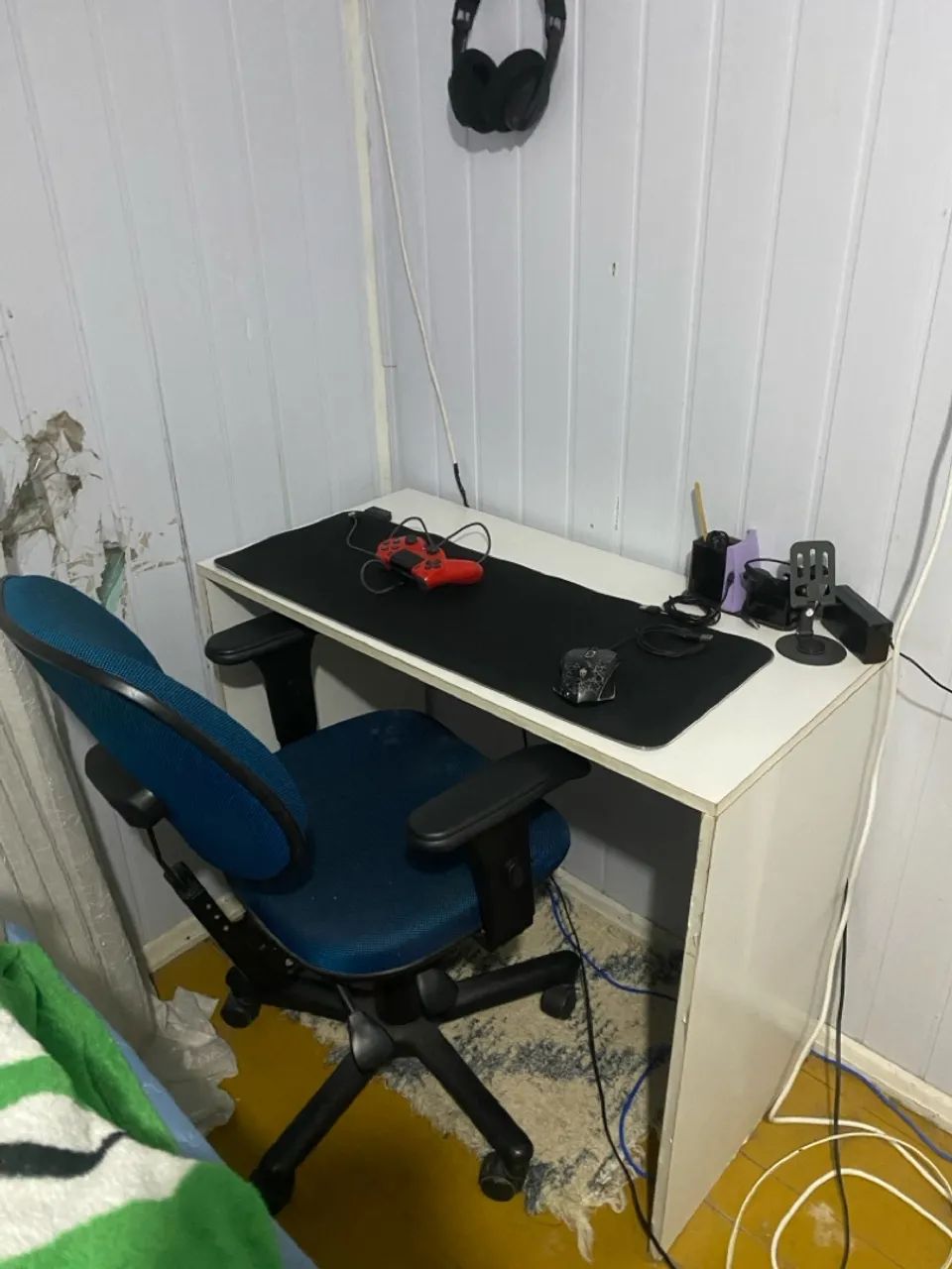 Cadeira e escrivaninha  - Foto 2