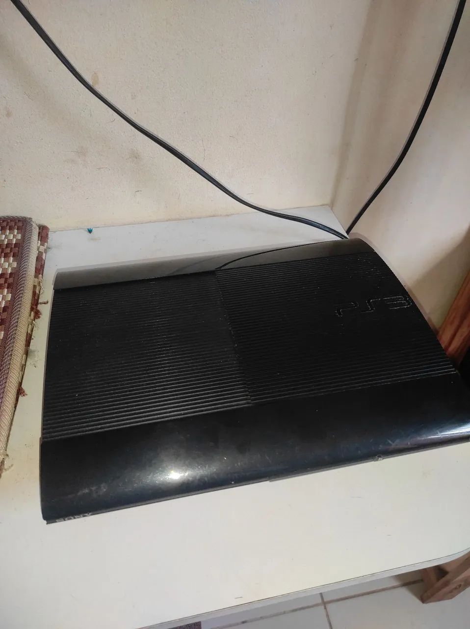 Playstation 3 [Com defeito - apenas para peças e carcaça]
