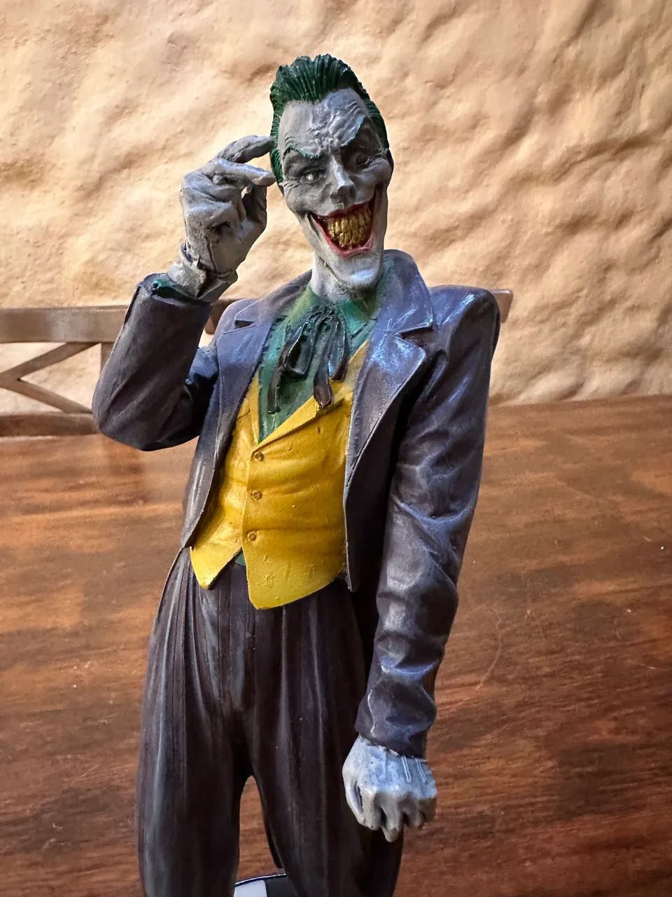 Estátua Coringa coleção action figure - Foto 2