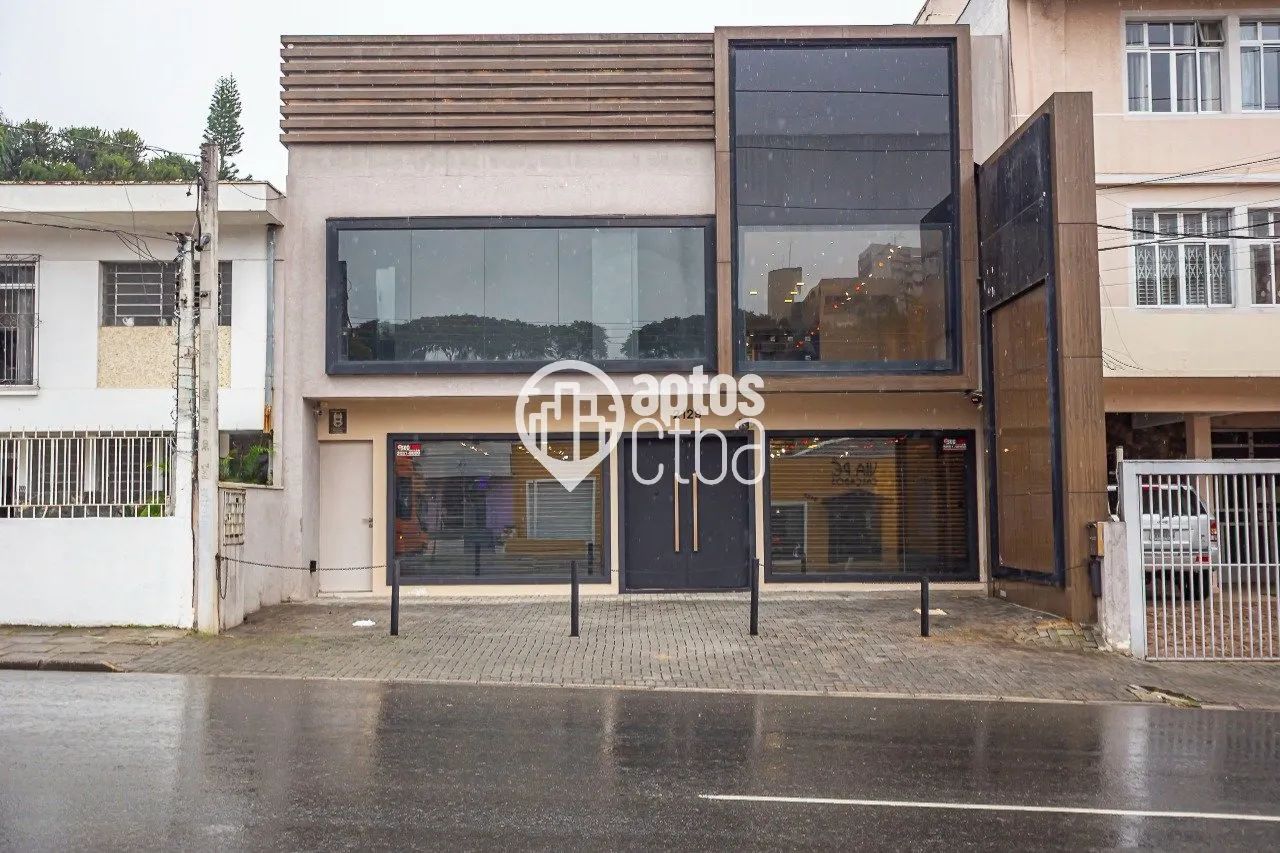 Casa Comercial com 227 m², no Alto da VX - Curitiba/PR