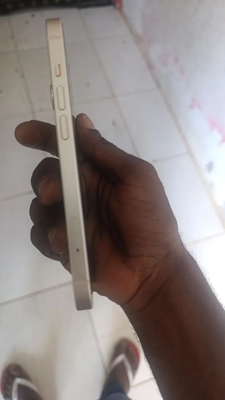 iPhone 14 - Foto 3