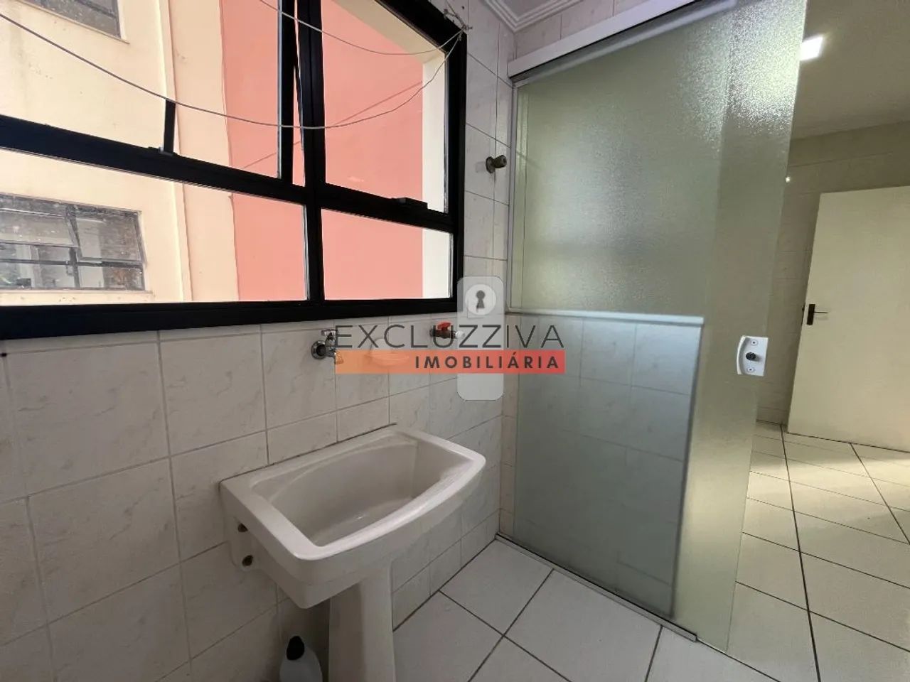 Apartamento de 2 dormitórios com piscina e segurança no Centro de Taubaté - Foto 5