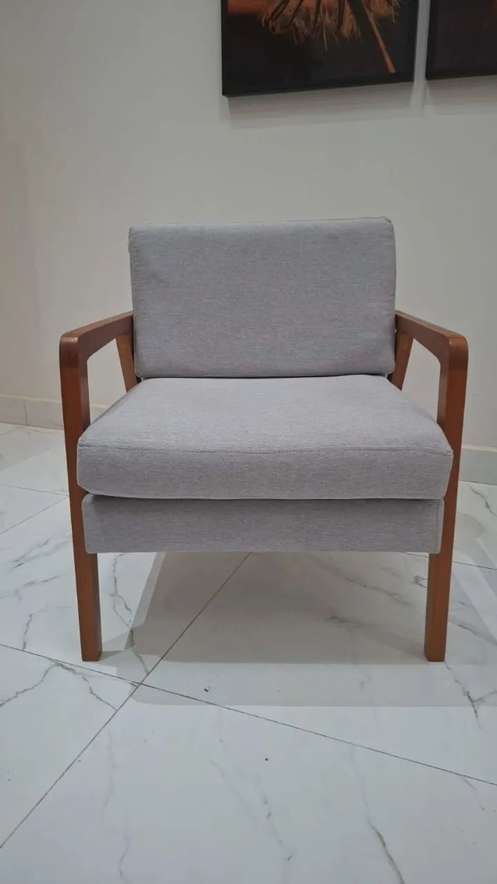 VENDO SOFÁ 3 LUGARES E 02 POLTRONAS - Foto 2