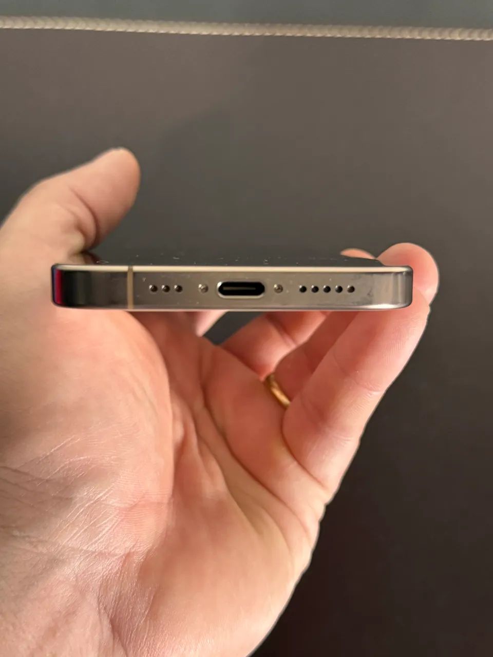 iPhone 16 Pro 256GB - Desert Titanium - Impecável  - Foto 2