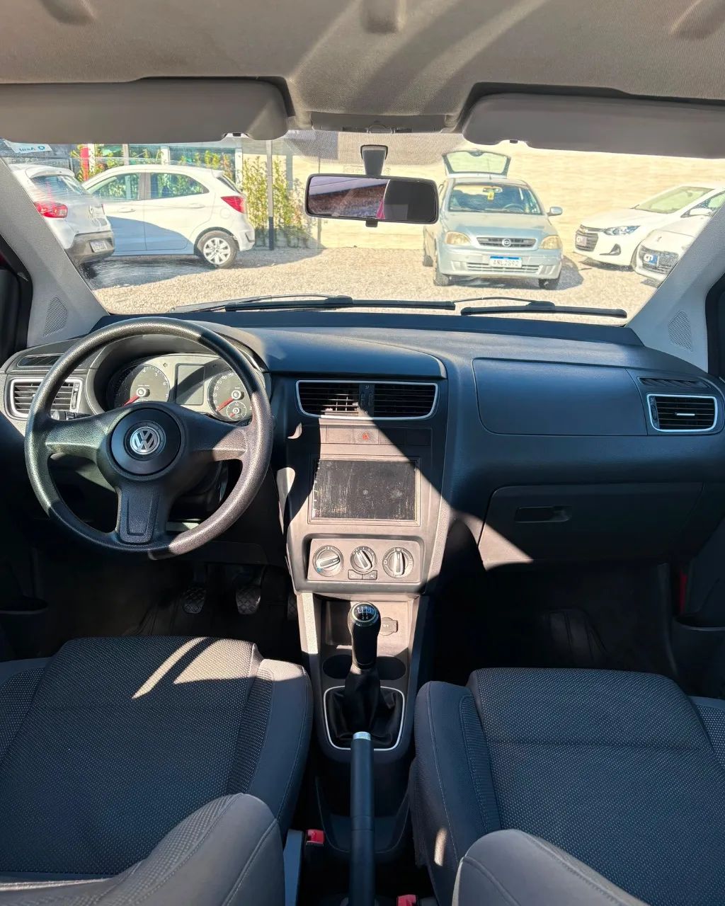 Volkswagen Fox 1.6 MI Total Flex 8V 5P 2011 - Foto 5