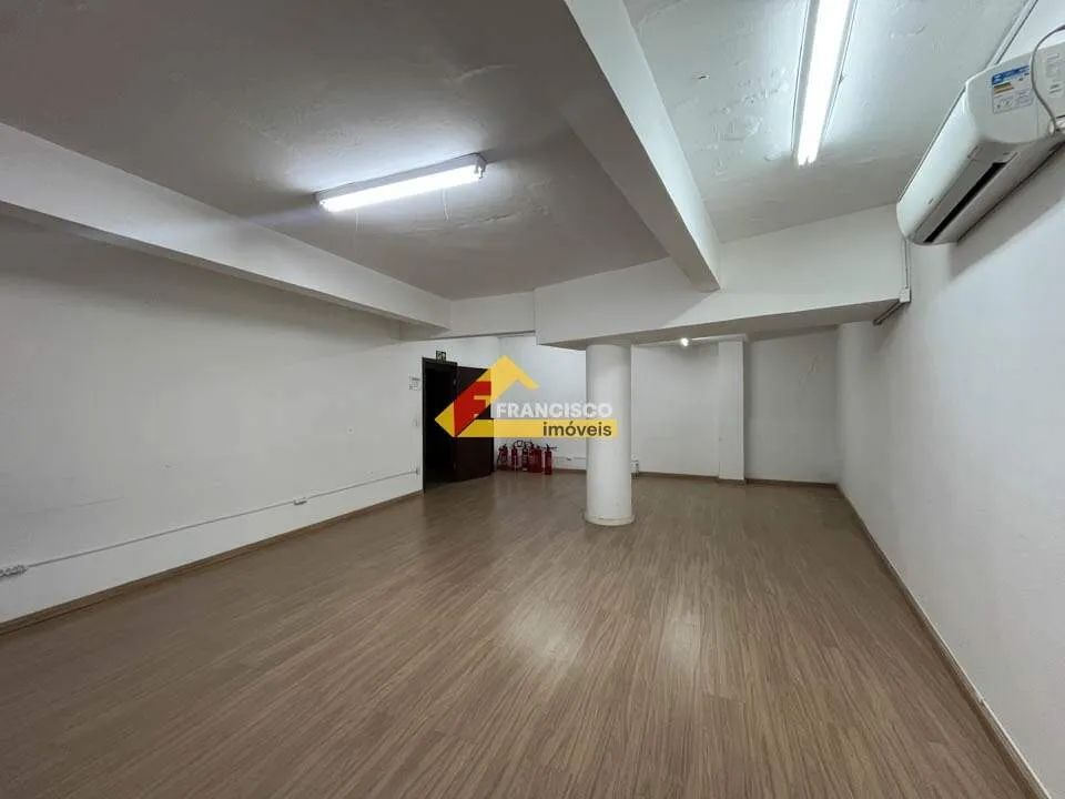 Sala comercial localizada no Centro - Foto 2