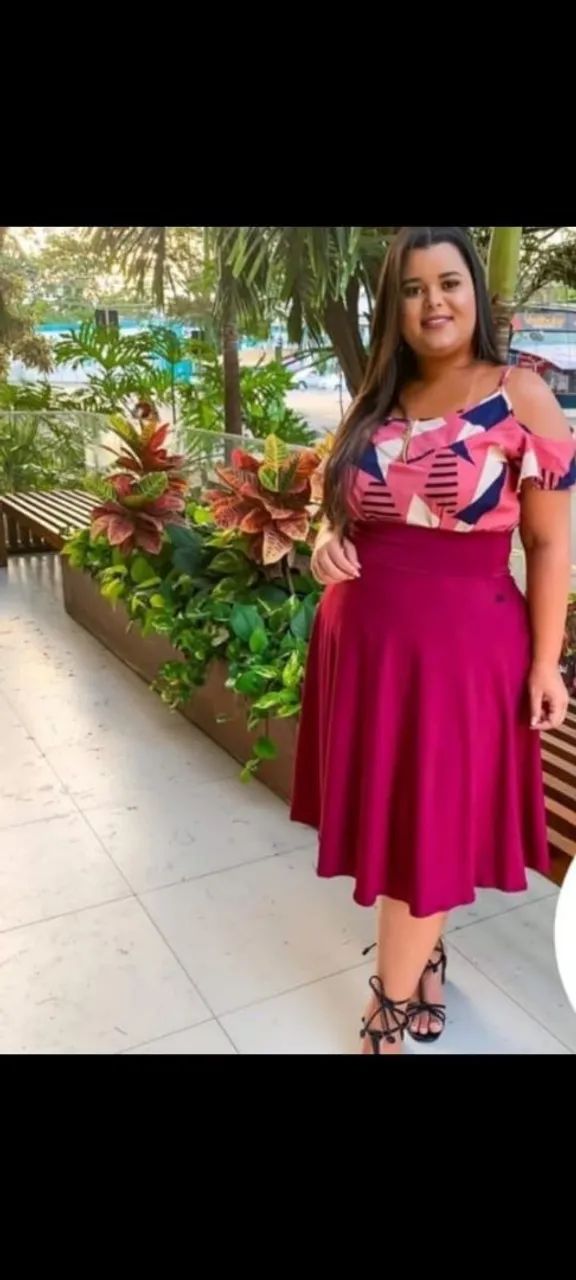 Saia plus size