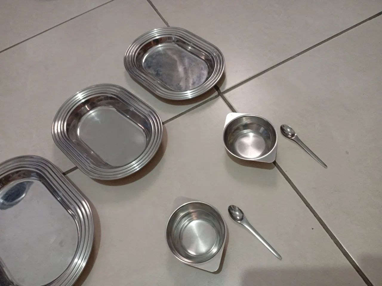 Bandejas e potes sobremesa em inox  - Foto 3