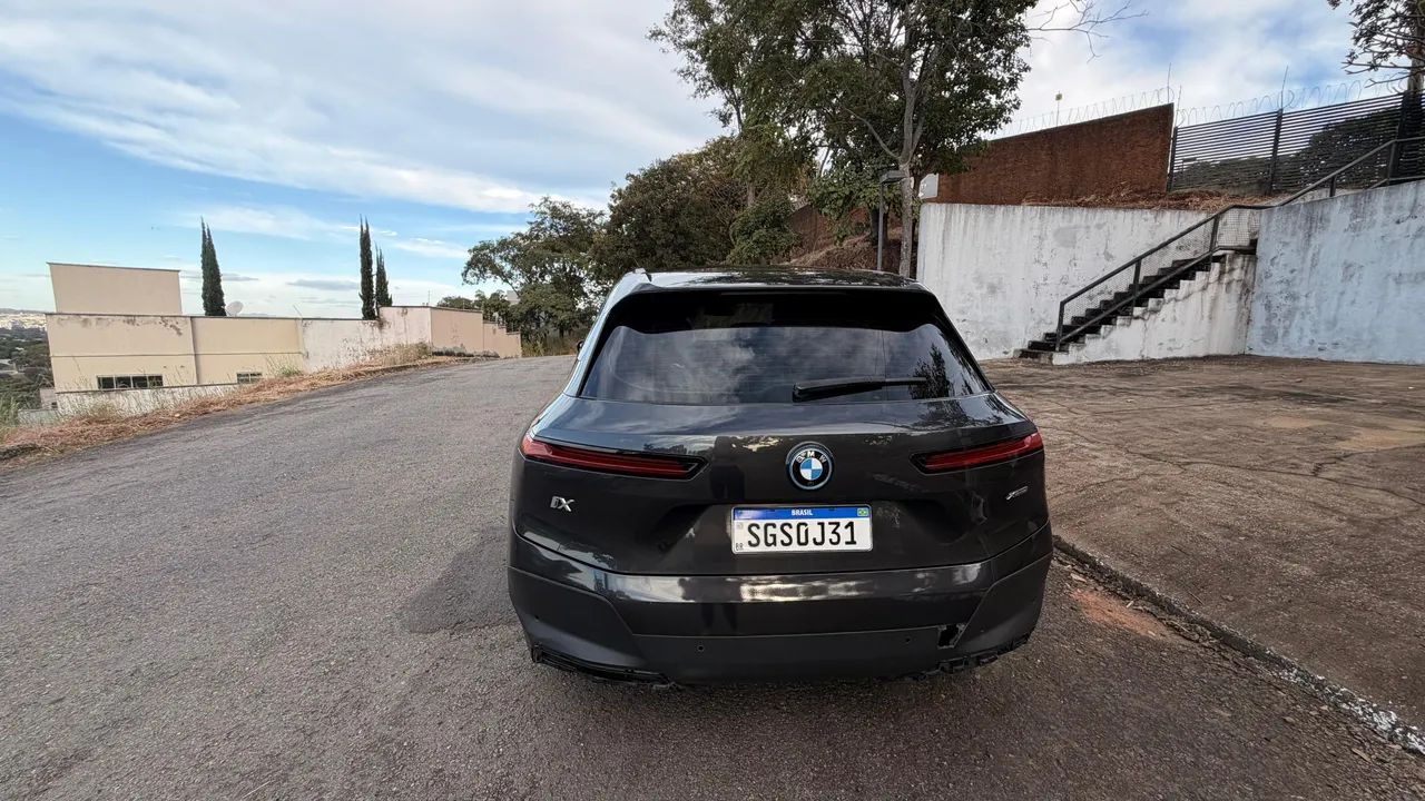 BMW Ix iX XDrive 40 Aut. (Elétrico) 2023