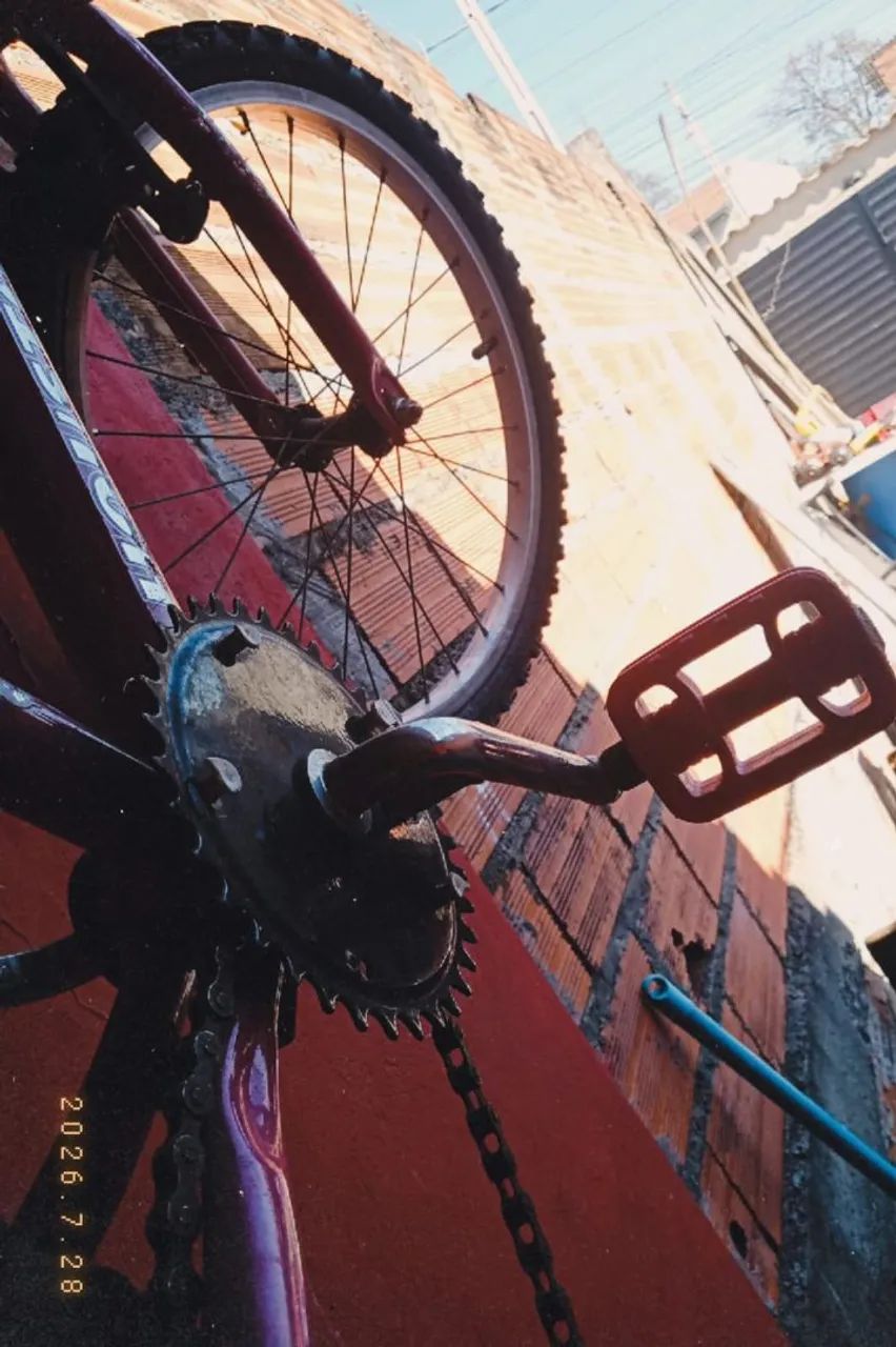 Vende-se bicicleta feminina aro 16 - Foto 4