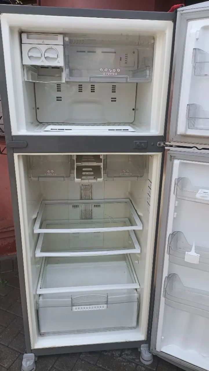 Geladeira Brastemp Frost Free Inox Entrego - Foto 6