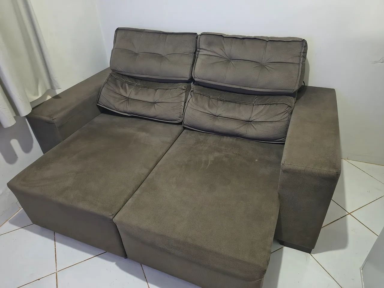 Sofá Retrátil e Reclinável dois lugares