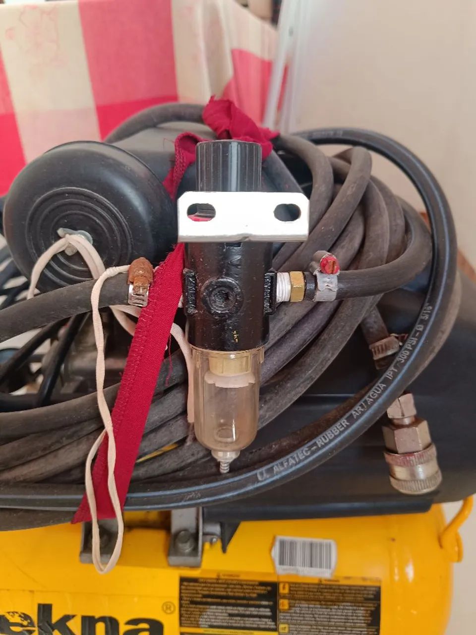 Compressor de ar Tekna 2hp 20l - Foto 4