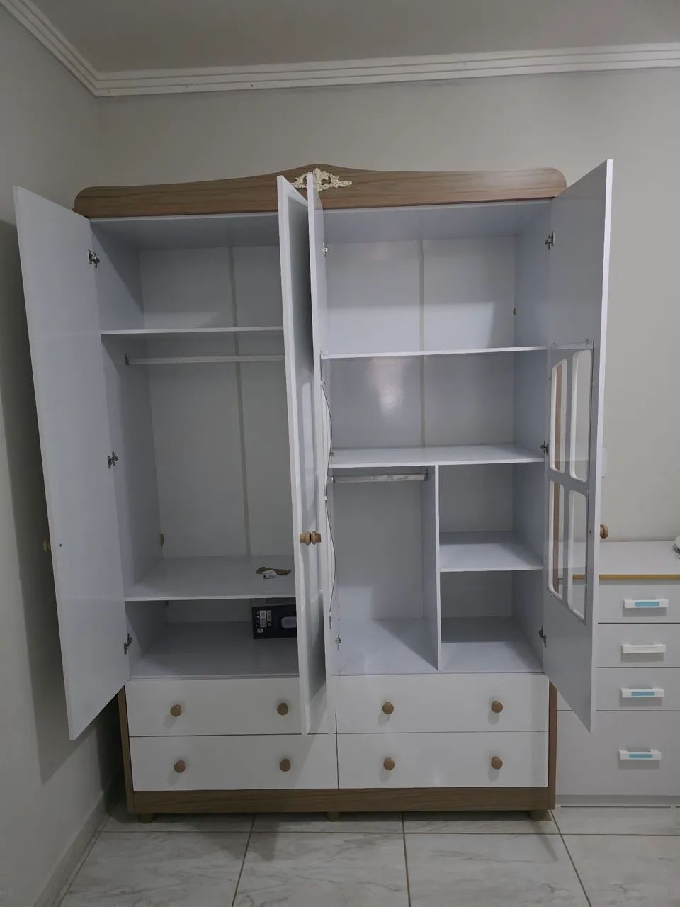 Guarda Roupa (Praticamente Novo) - Foto 2