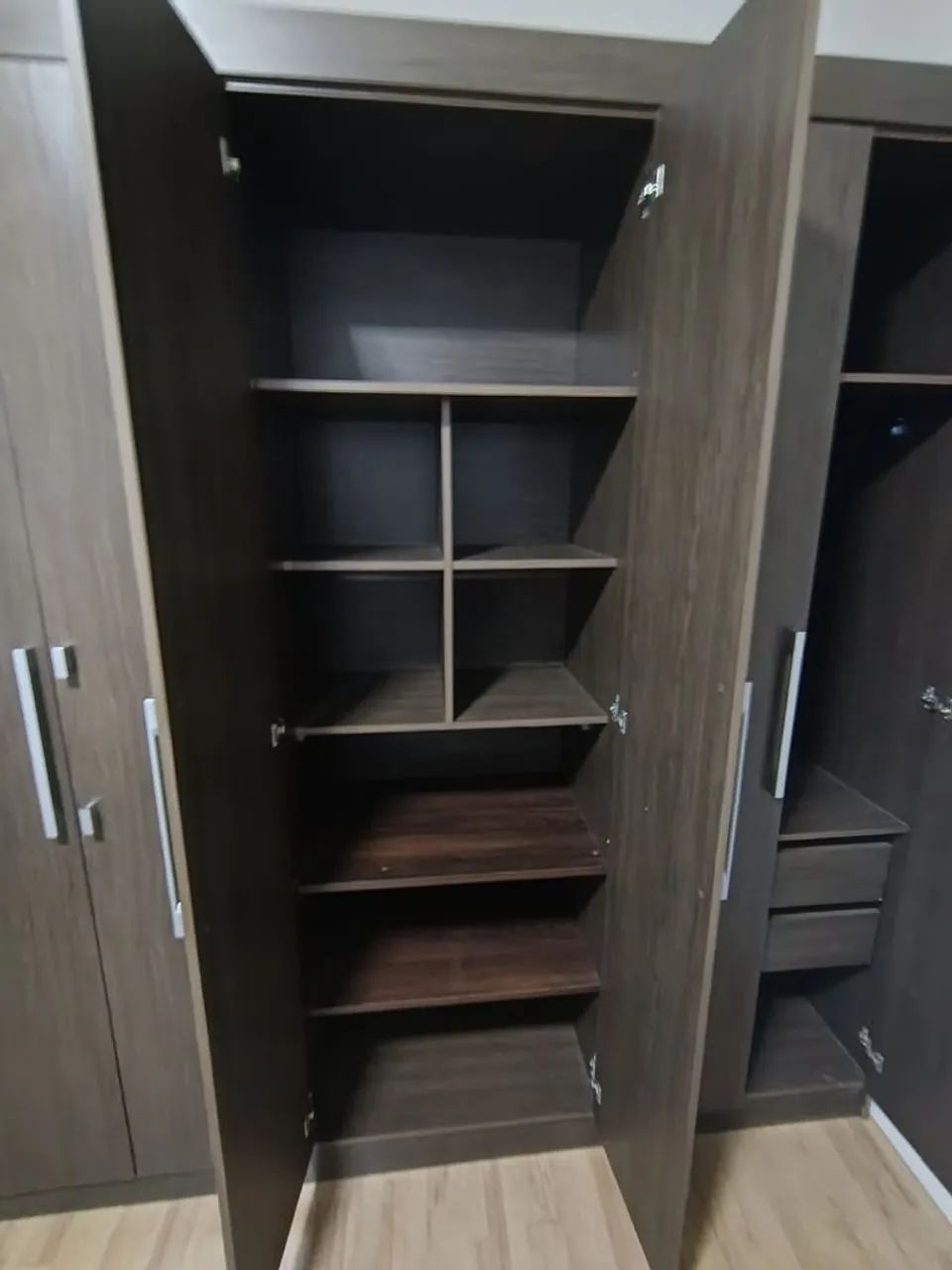 Guarda roupas  - Foto 2
