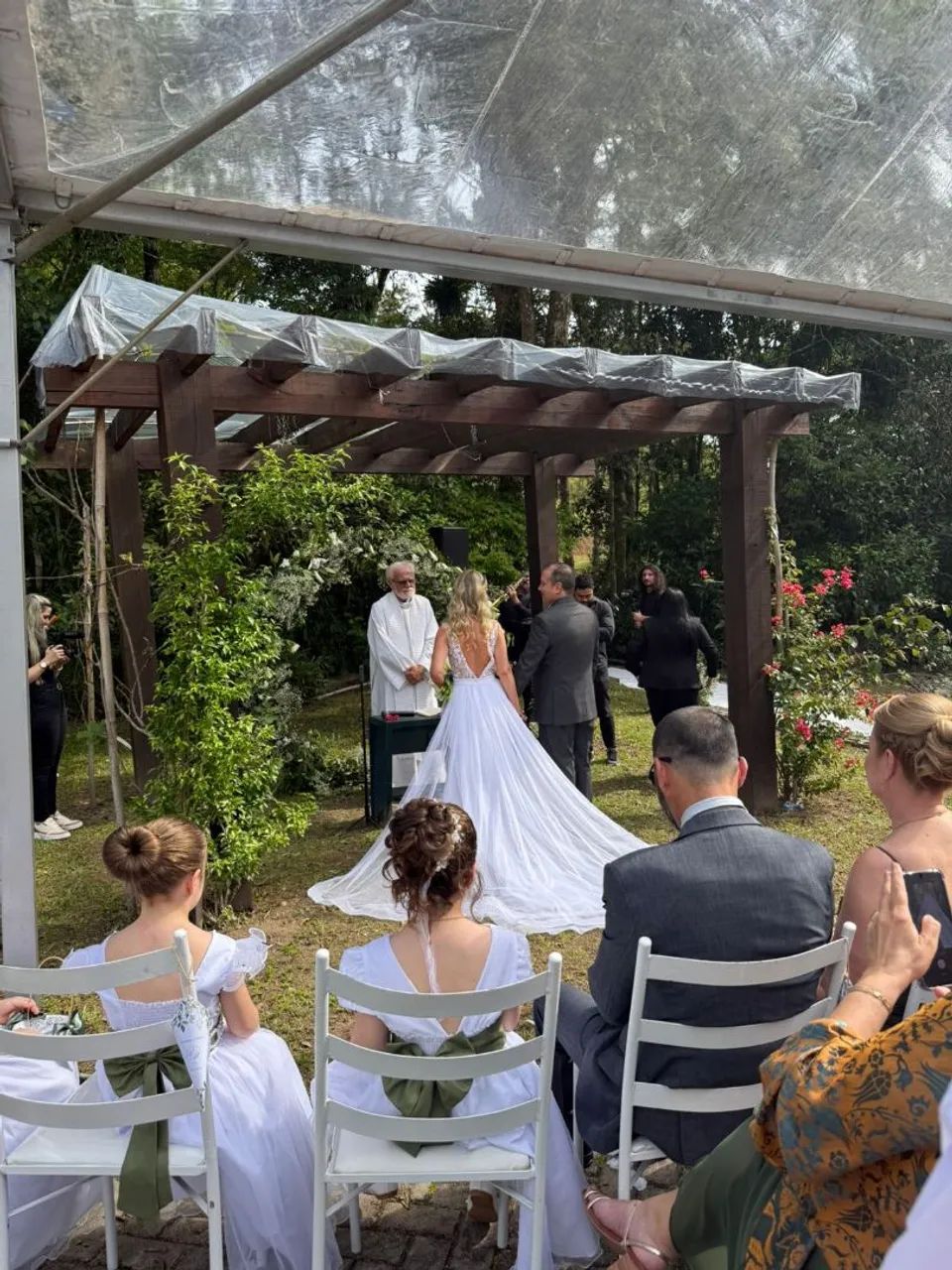 Vendo lindo vestido noiva - Foto 3