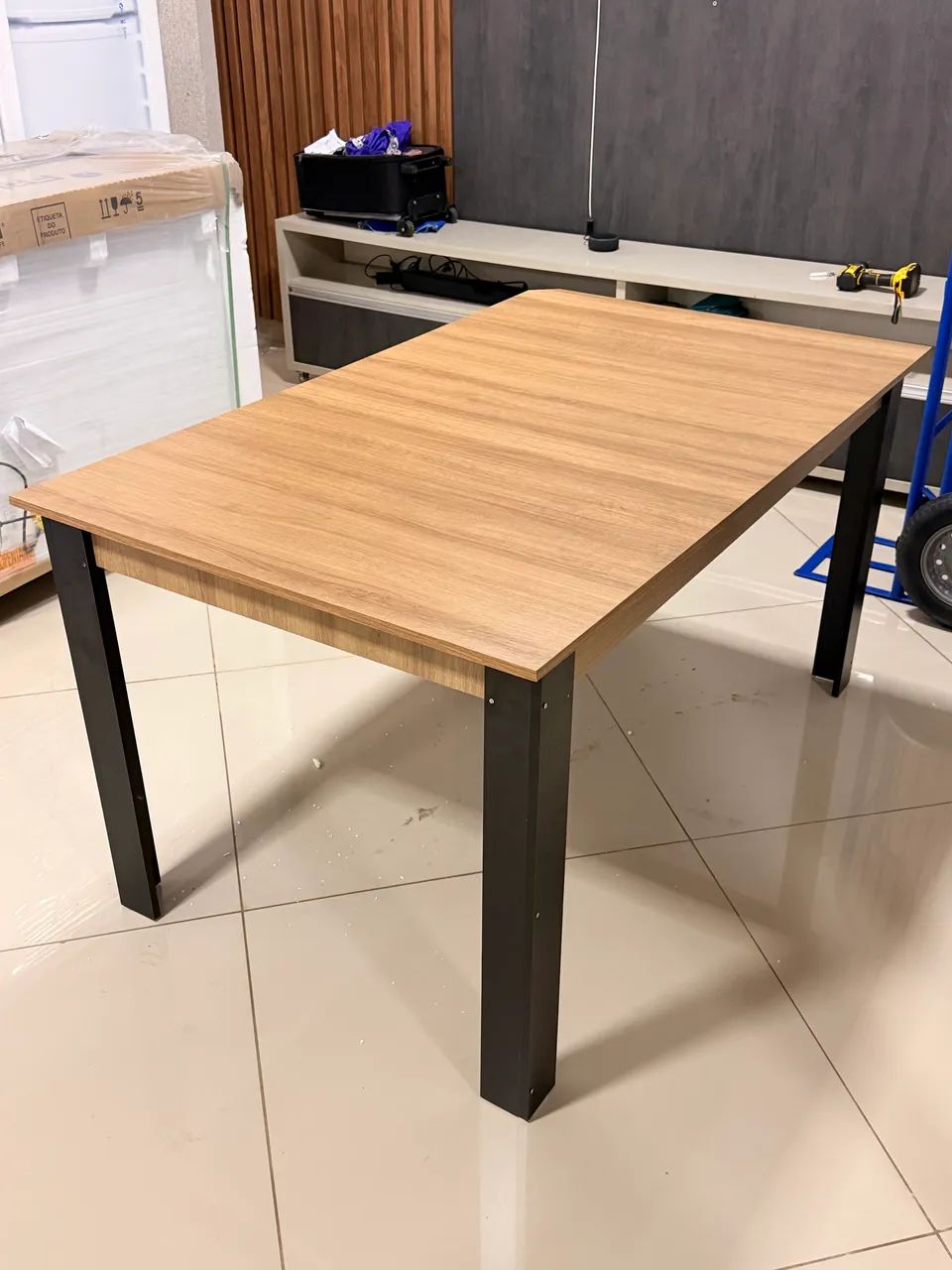 Mesa de madeira (somente a mesa ) - Foto 3