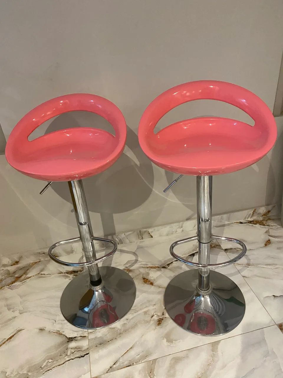Banquetas rosa à venda 