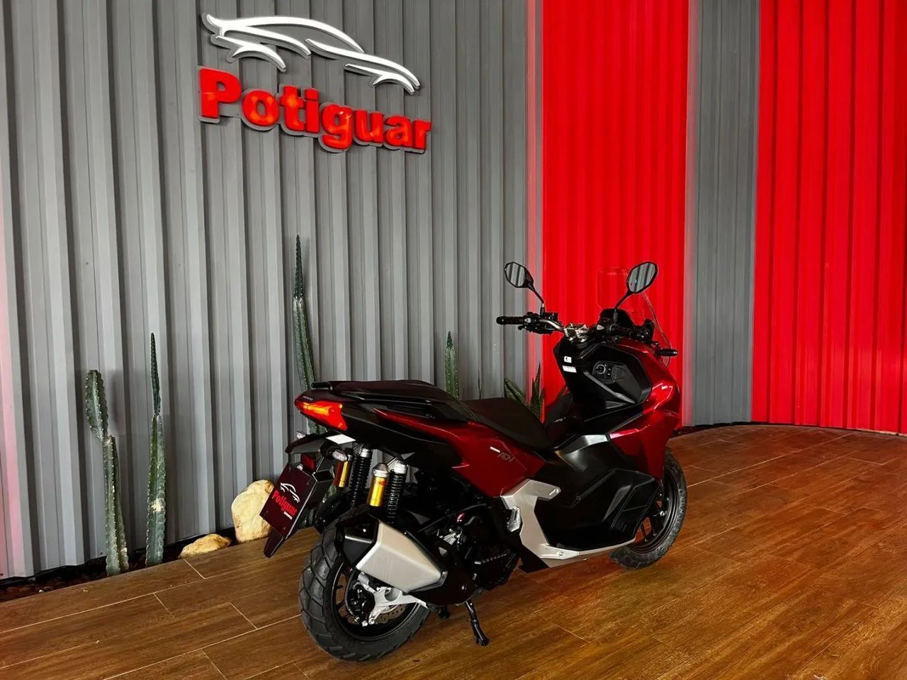 HONDA ADV  - Foto 5