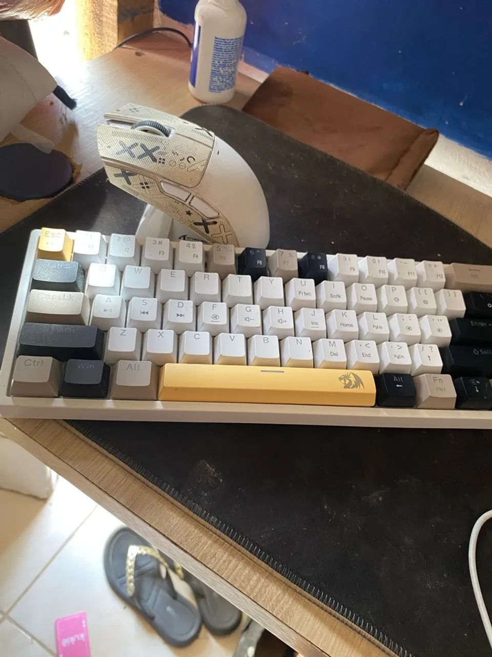 Mouse é toscado