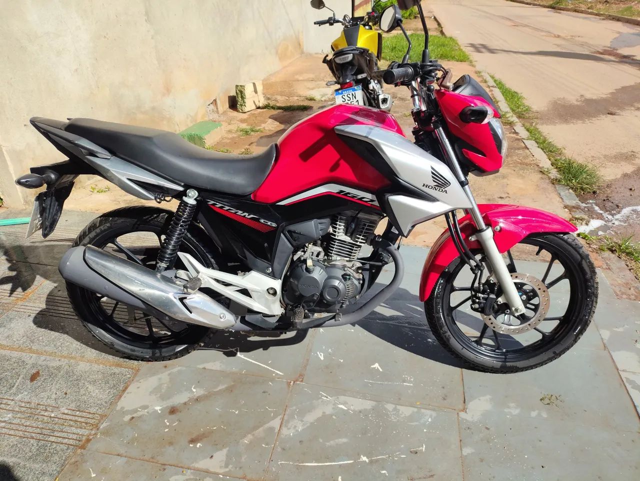 Moto bem conservada  - Foto 2