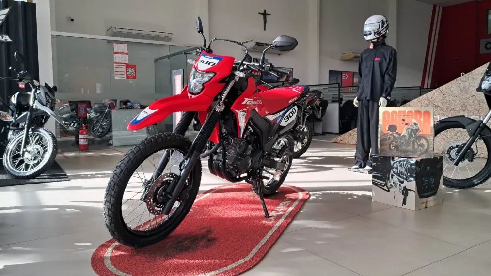 XR 300L TORNADO