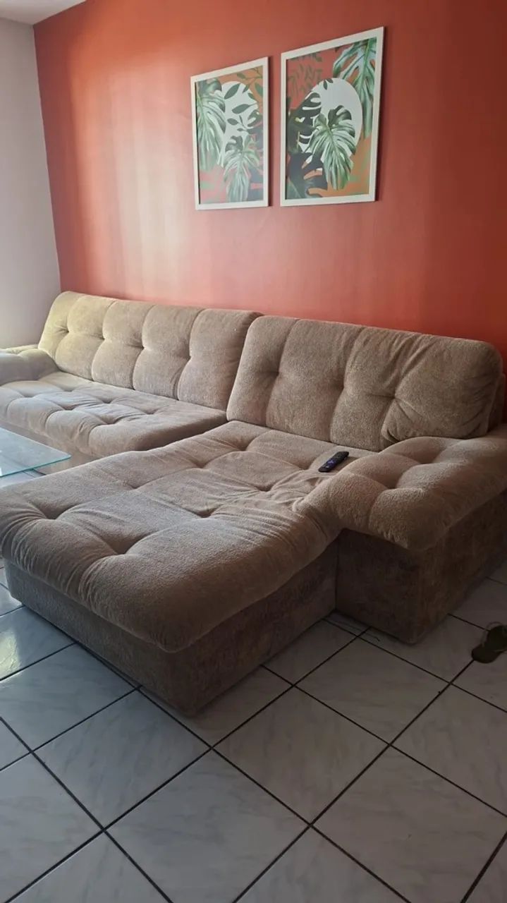 Sofá com Chaise - 2 Peças 