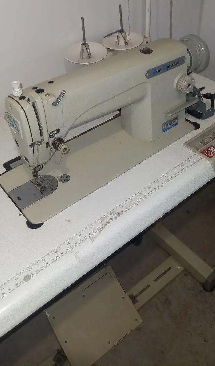 Maquina de costura reta  - Foto 3