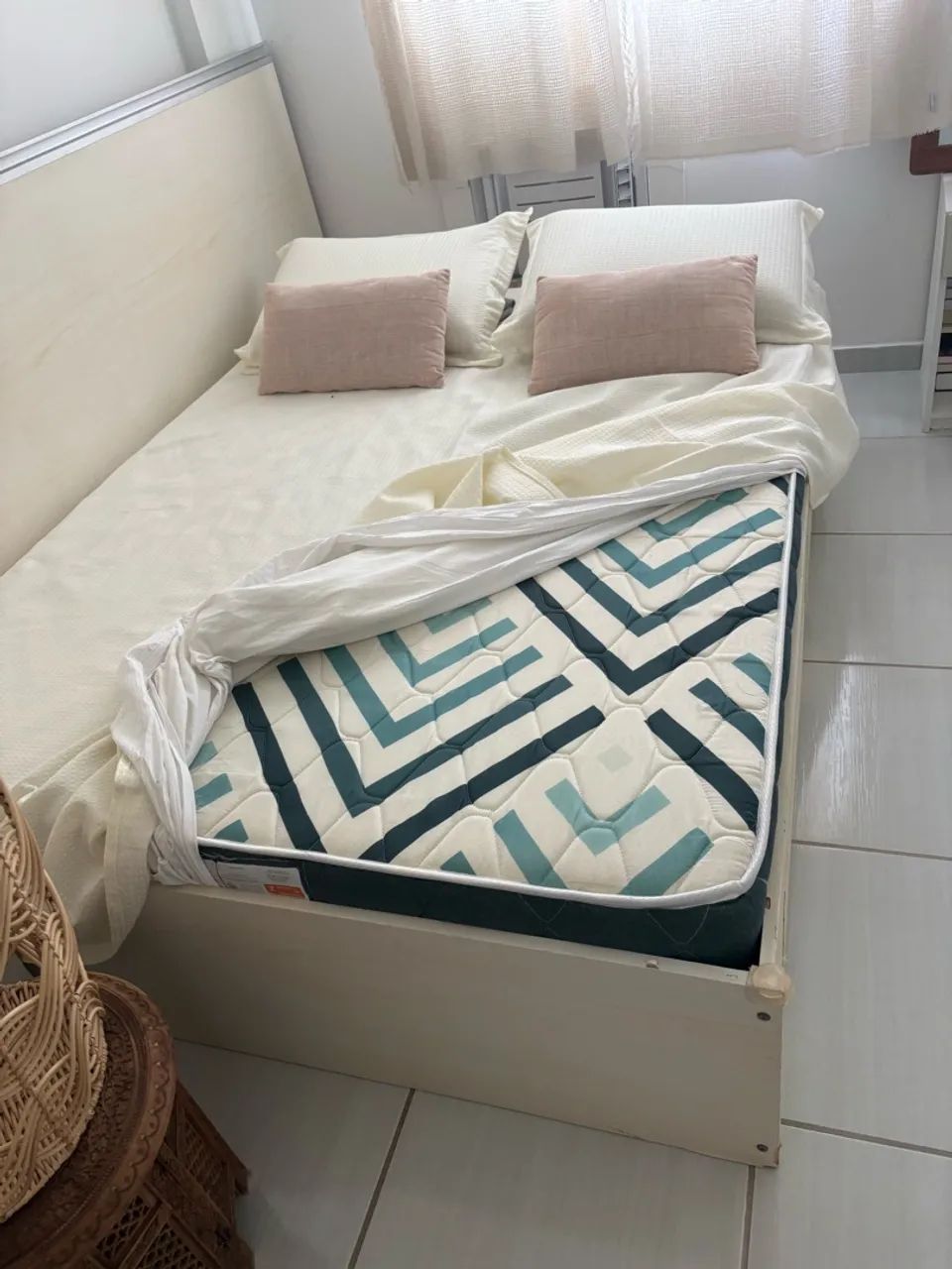 Colchão + cama  - Foto 2