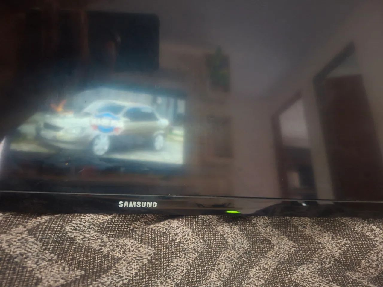 Tv sansung 49"  Com defeito na tela - Foto 2
