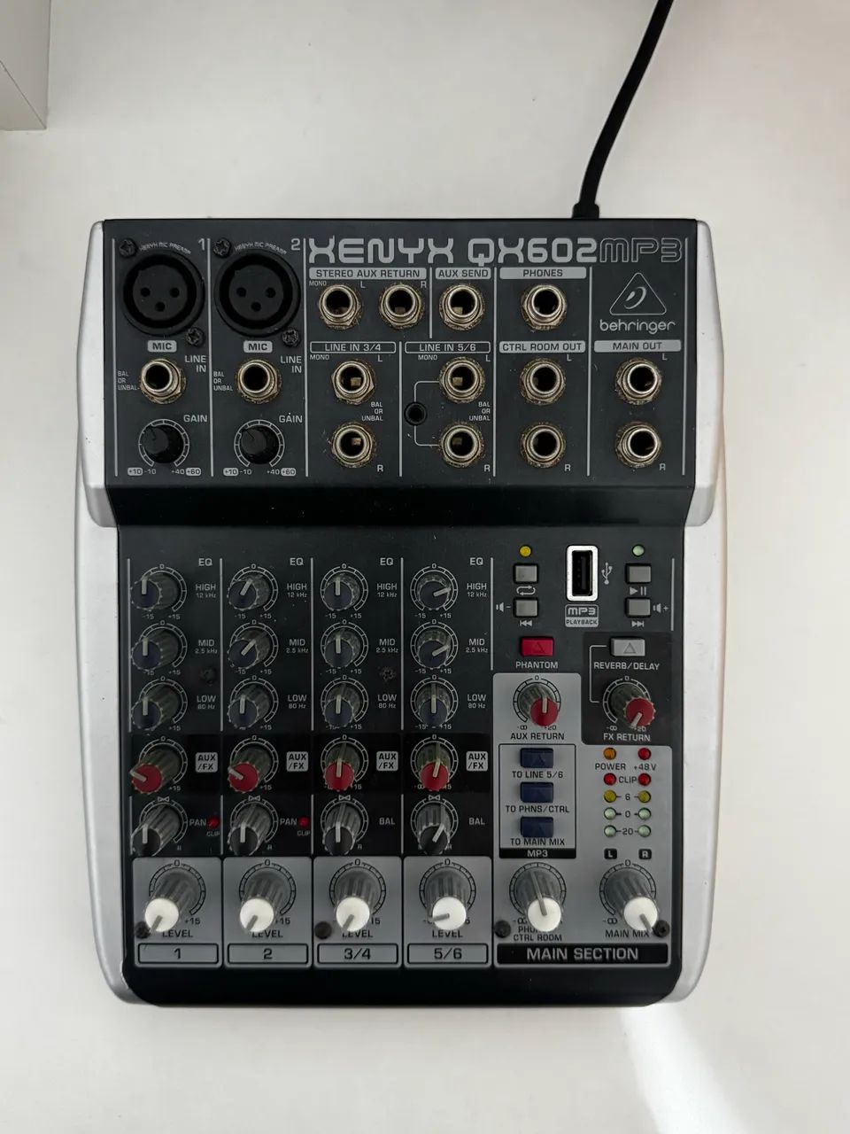 Mesa de som Behringer 6 canais  - Foto 2